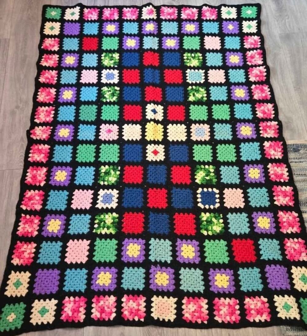 Vintage Handmade Crochet Granny Square Afghan Blanket Multicolor Throw 39x54